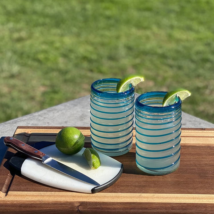 Mundgeblasene mexikanische Trinkgläser – Set aus 6 Gläsern mit Aqua-Spiral-Design (je 14 oz) …