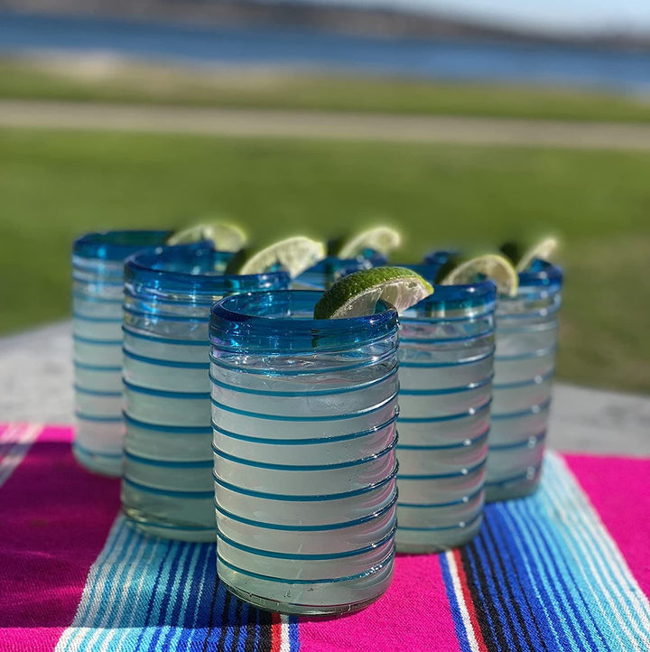 Mundgeblasene mexikanische Trinkgläser – Set aus 6 Gläsern mit Aqua-Spiral-Design (je 14 oz) …