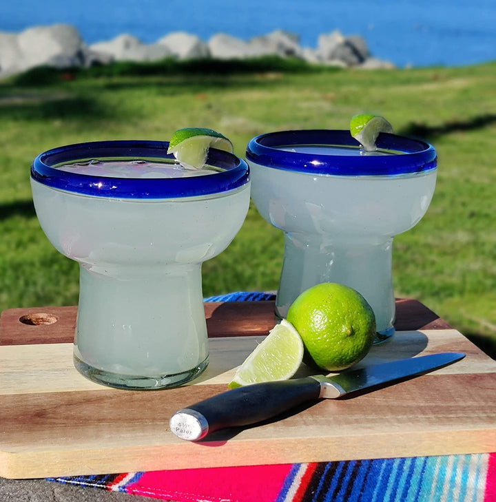 Dos Sueños Mexikanisches mundgeblasenes Glas – Set mit 4 mundgeblasenen, stiellosen Margarita-Gläsern mit blauem Rand (14 Unzen)